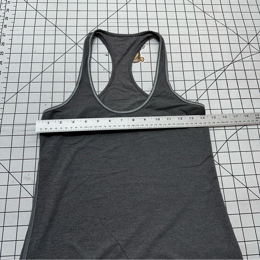Lululemon sz small athletic tank A32